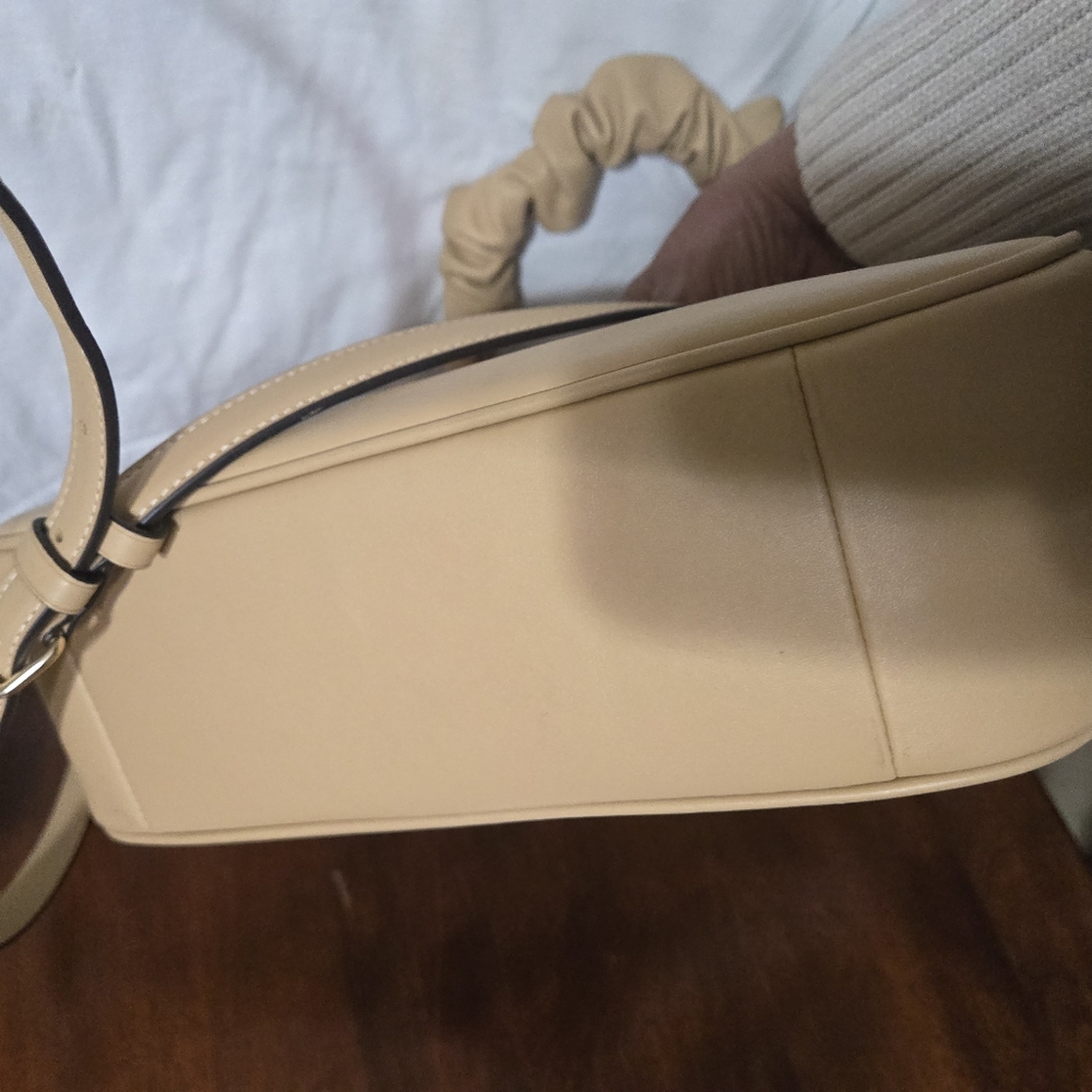 Coach Teri Hobo Bag - Picture 11 of 16